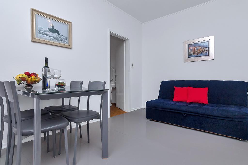 Apartments Smiljka Makarska Exteriör bild