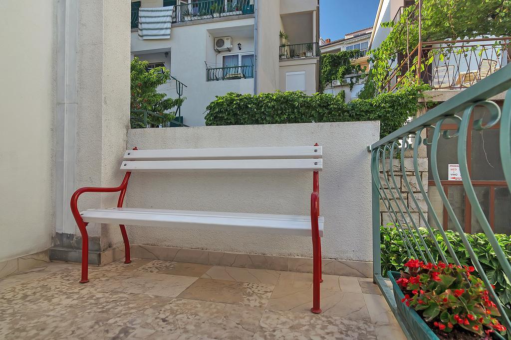 Apartments Smiljka Makarska Exteriör bild